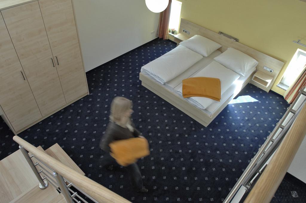 Landhaus Sixtmuehle Hotel Taufkirchen  Bagian luar foto